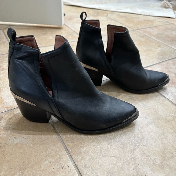 Western style booties with metal details. #western - Picture 3 of 6